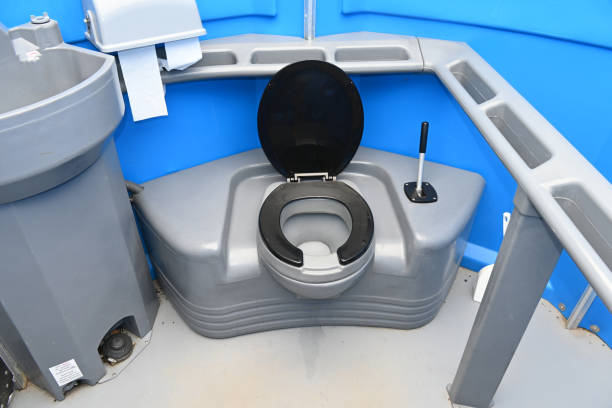 Best Portable toilet rental cost  in Etowah, NC