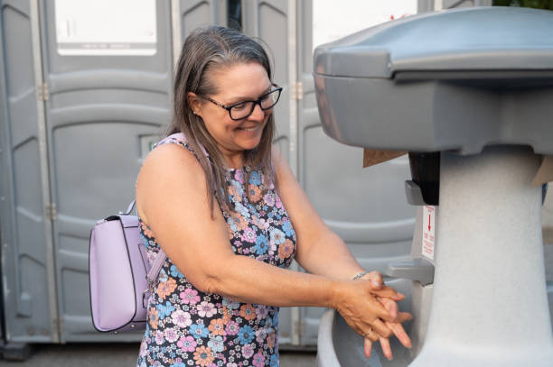 Best Best portable toilet rental  in Etowah, NC